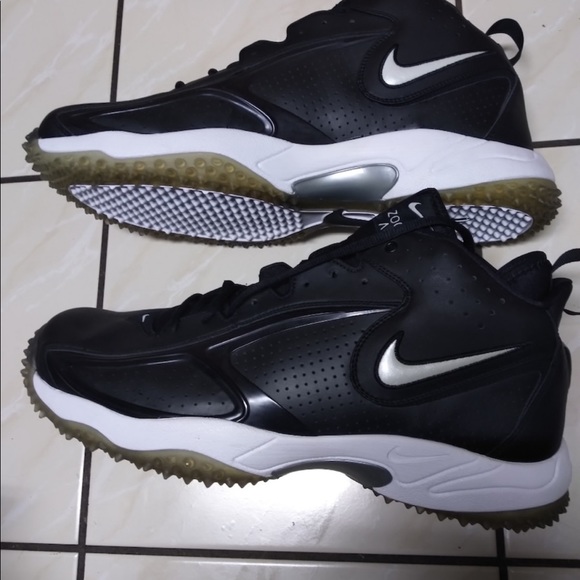 black and white nike turf shoes